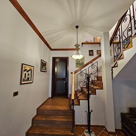 Vila Dani Near Castle And Old Bazar กรูเยอ ภายนอก รูปภาพ